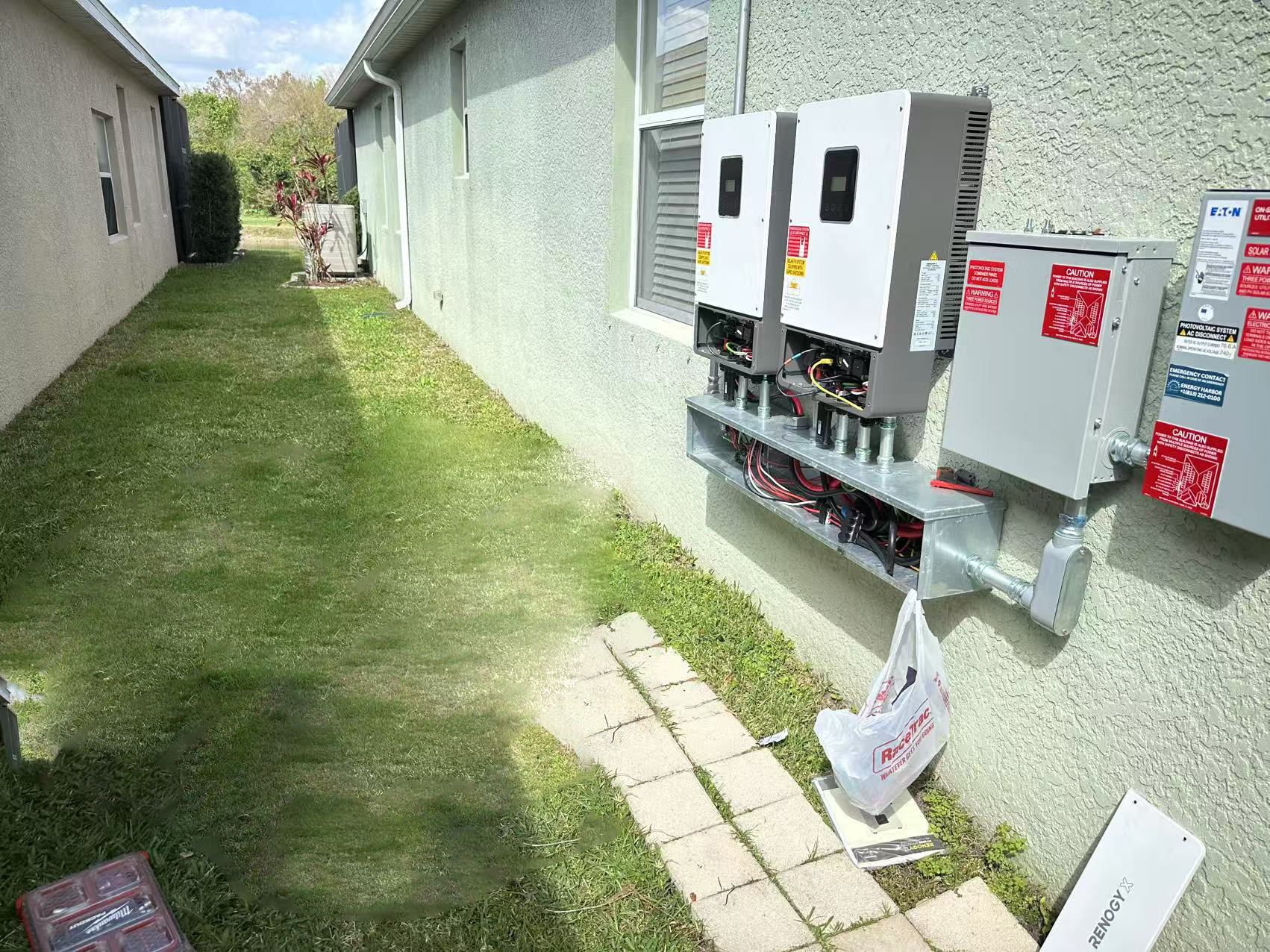 Best Hybrid Inverters Overview